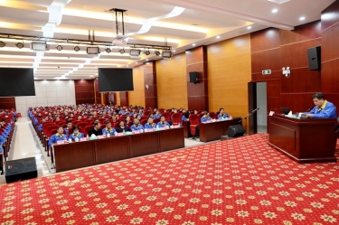 ? 进建楷模，凝聚力量！SBOBET利记纸业召开陈良杰同道先进事迹汇报会